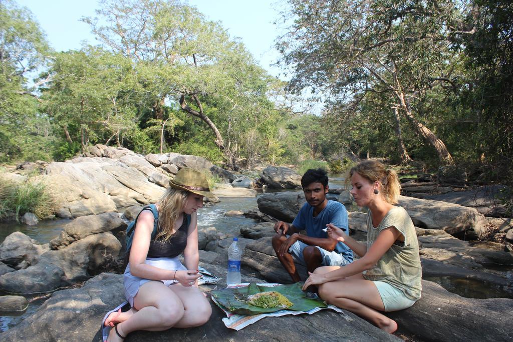 Kataragama Homestay Eksteriør billede