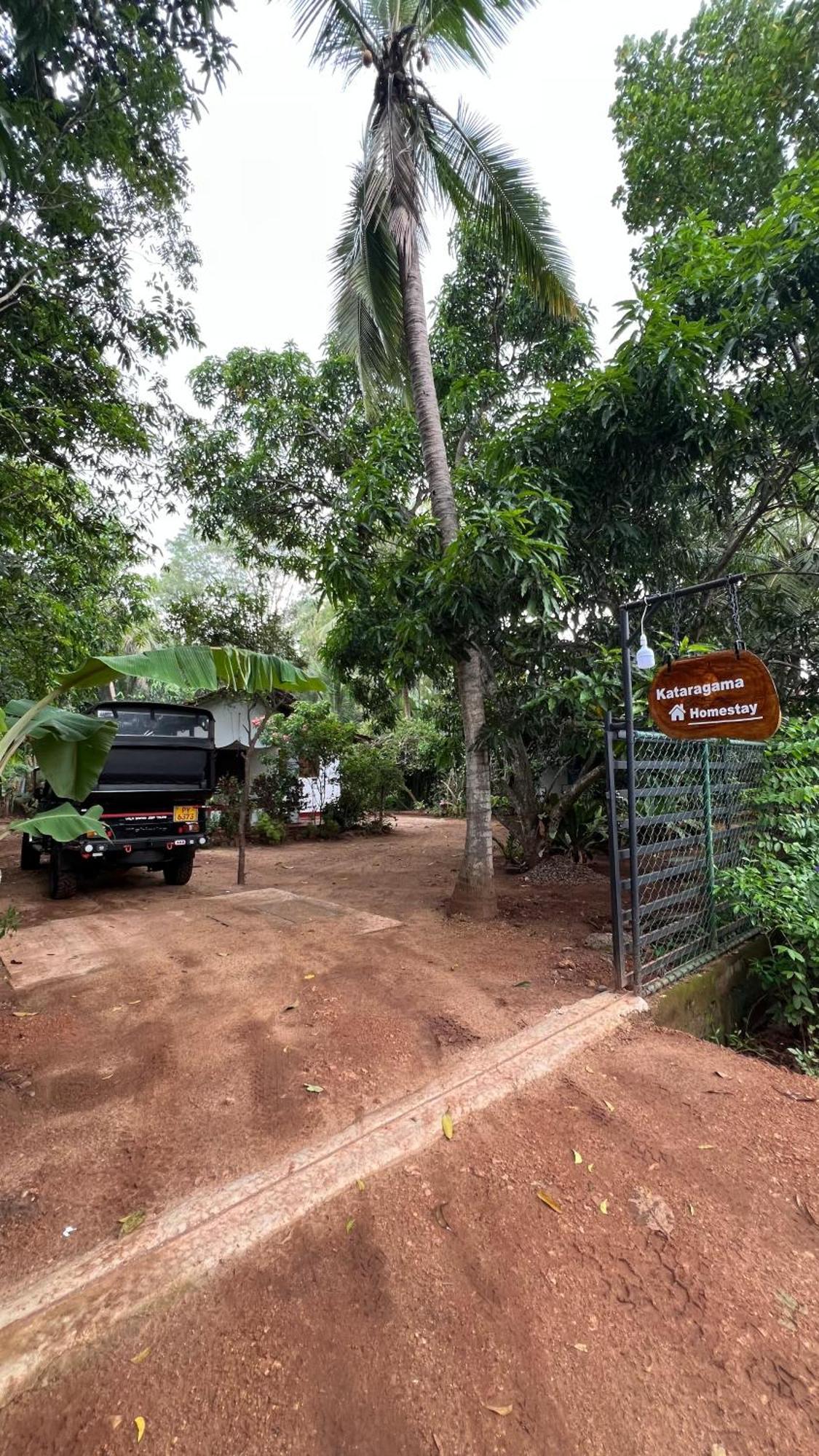 Kataragama Homestay Eksteriør billede