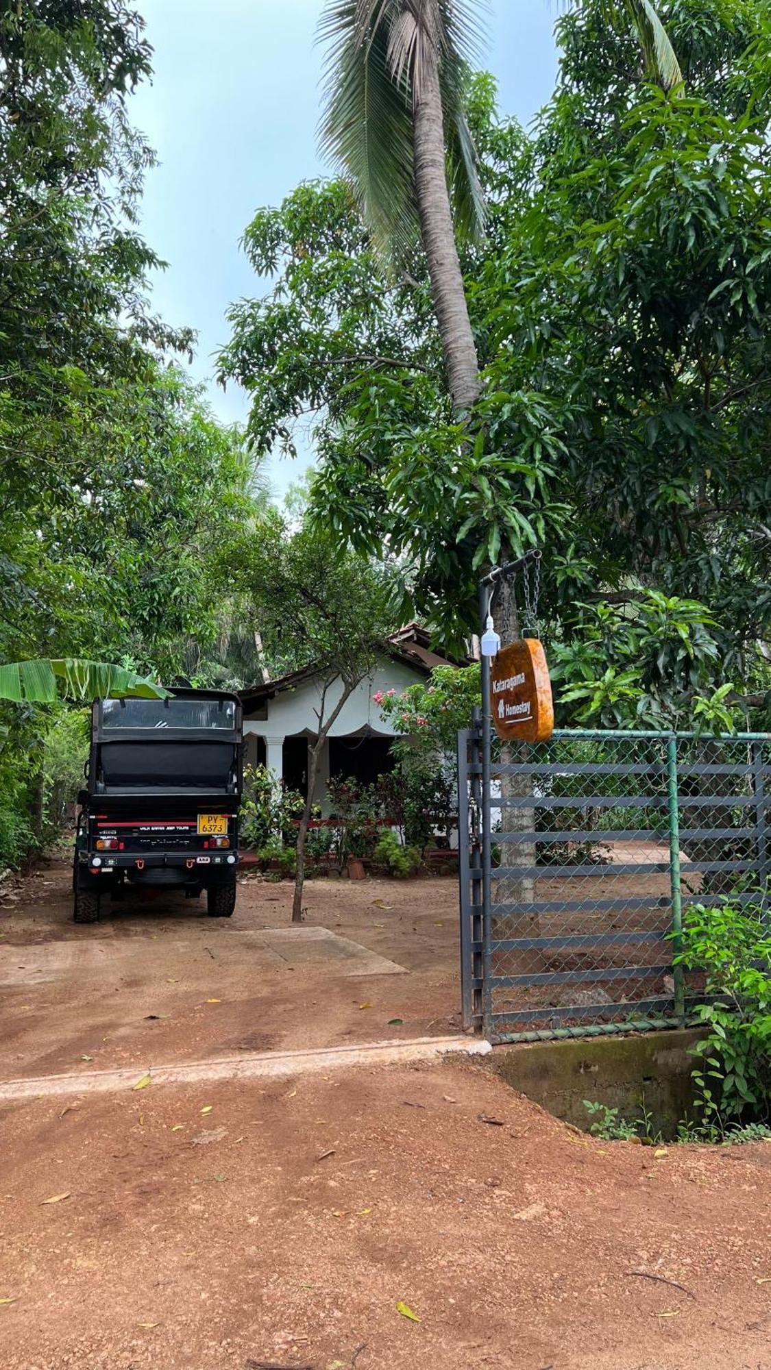 Kataragama Homestay Eksteriør billede
